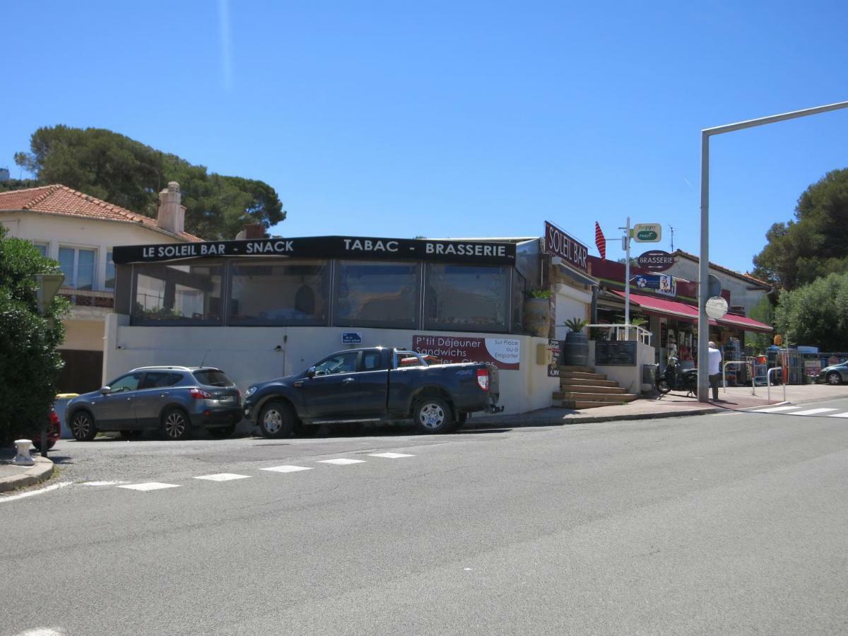 Joli Studio A Front De Mer Saint-Raphaël エクステリア 写真